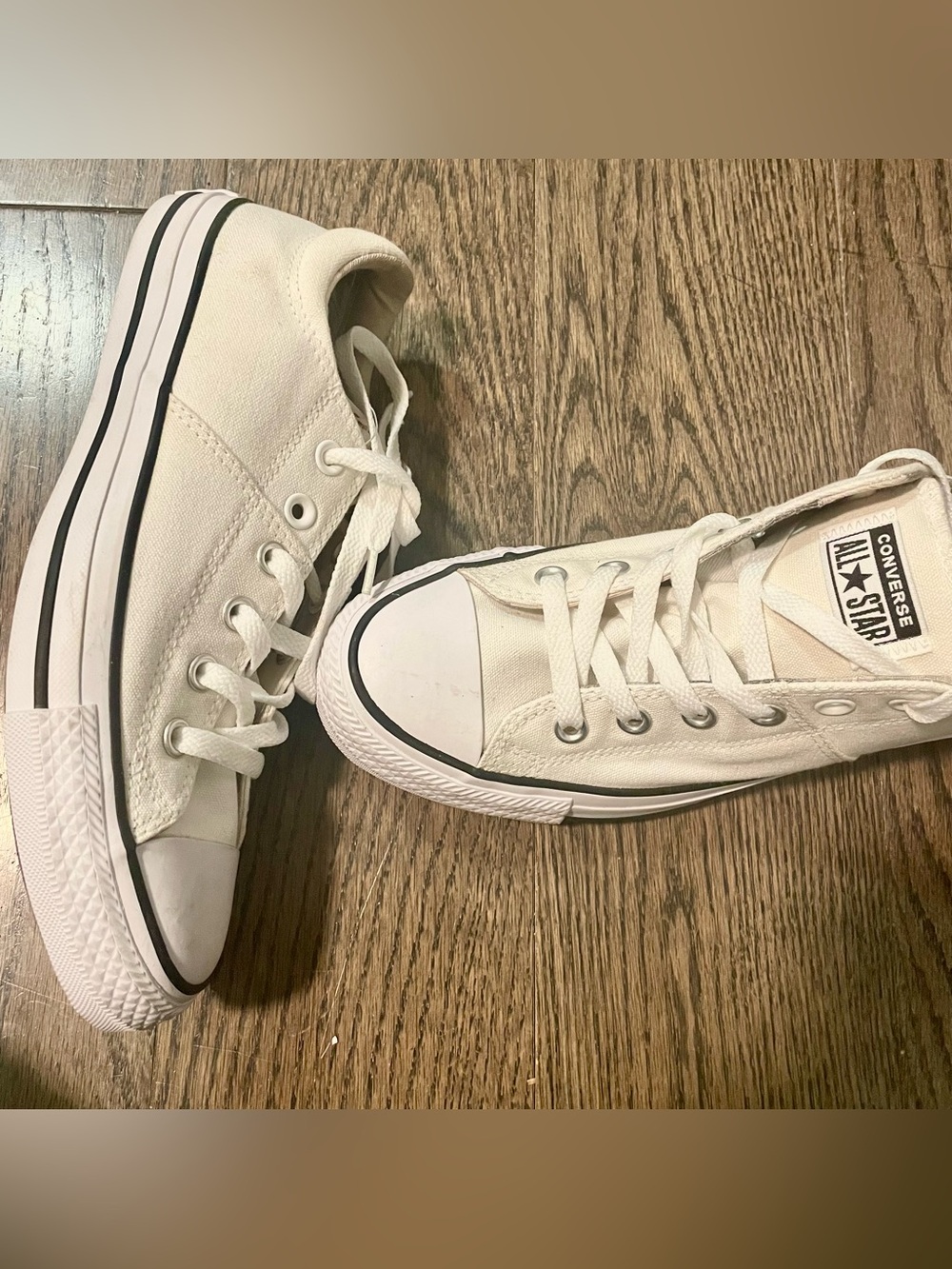 Converse Chuck Taylor Low Top Sneakers - Picture 6 of 10